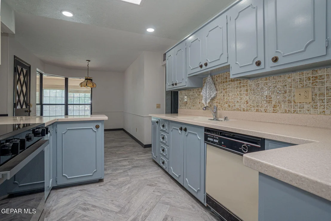 Photo of 3204 HIGH POINT Drive