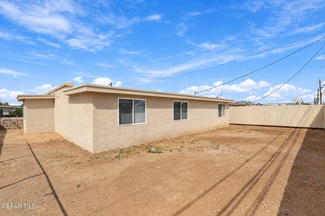 Photo of 5312 DEARBORNE Drive