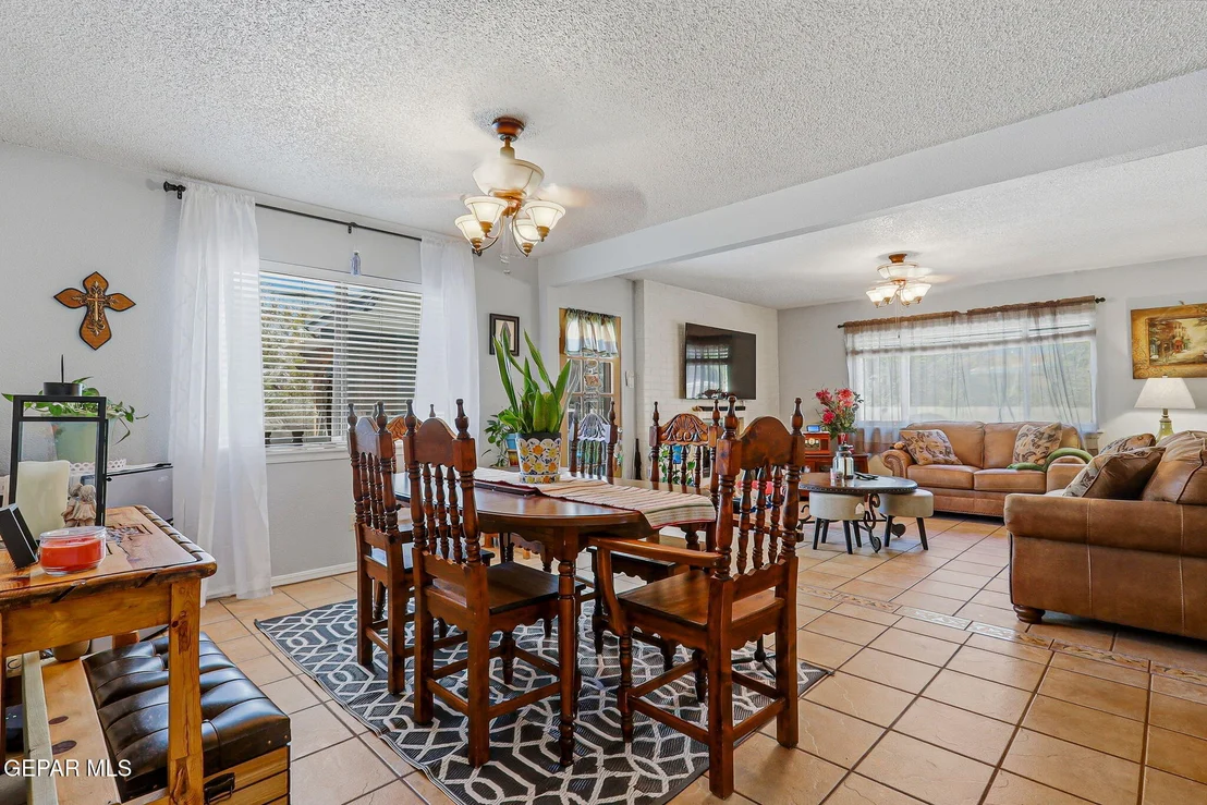 Photo of 309 RIO VERDE Drive