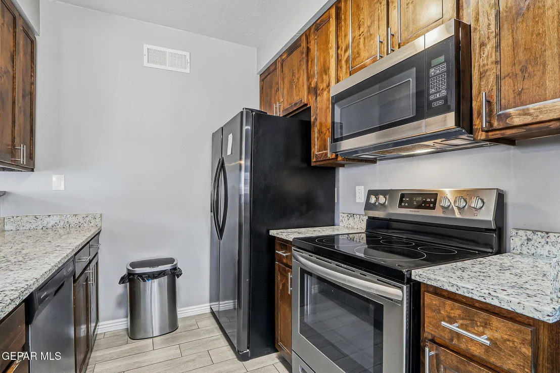 Photo of 313 MARDI GRAS Drive