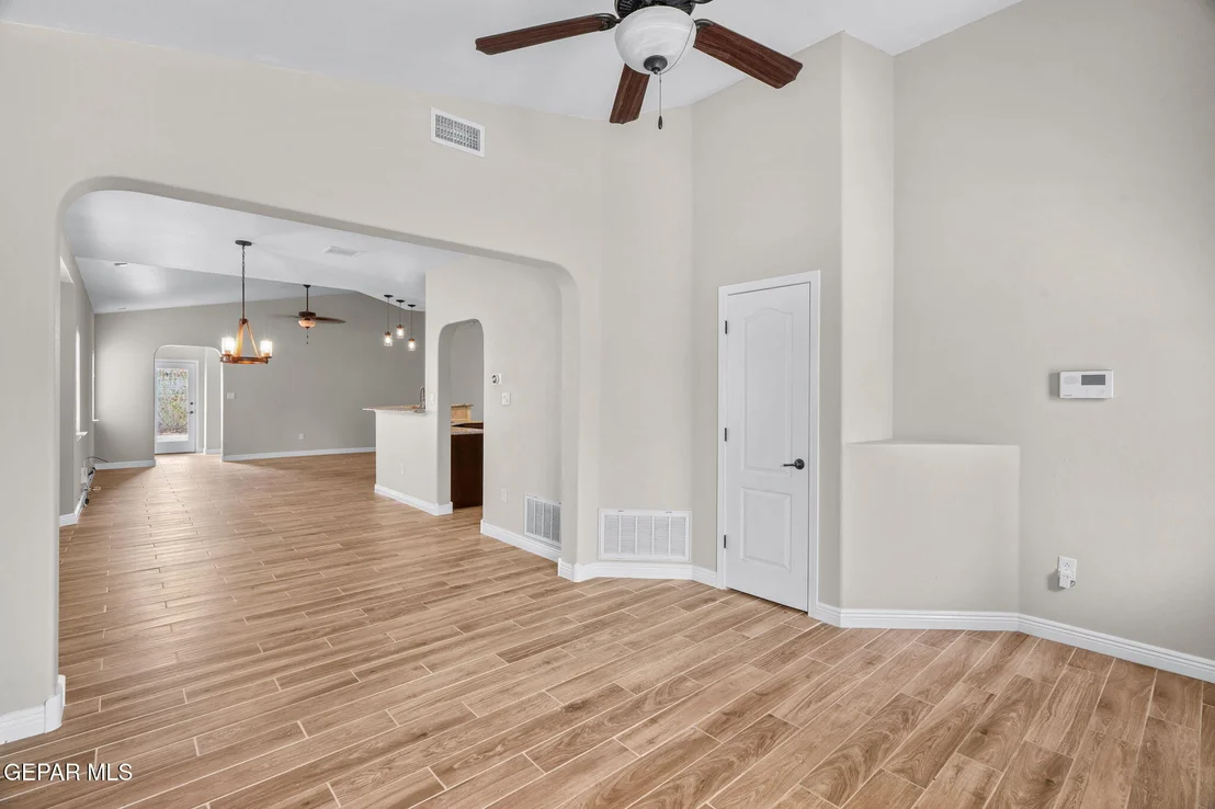 Photo of 14353 N CAVE Drive