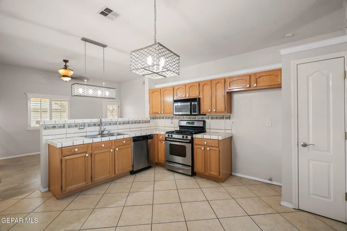 Photo of 3616 SANDY PLATEAU CIR Circle