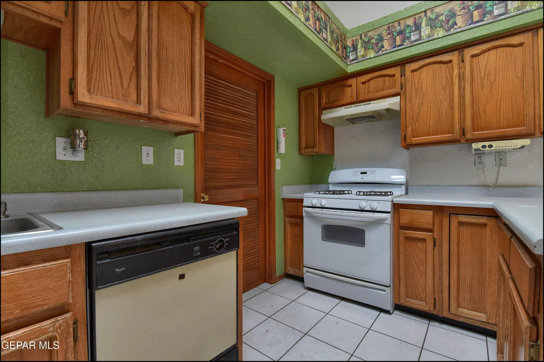 Photo of 1348 Black Ridge Drive