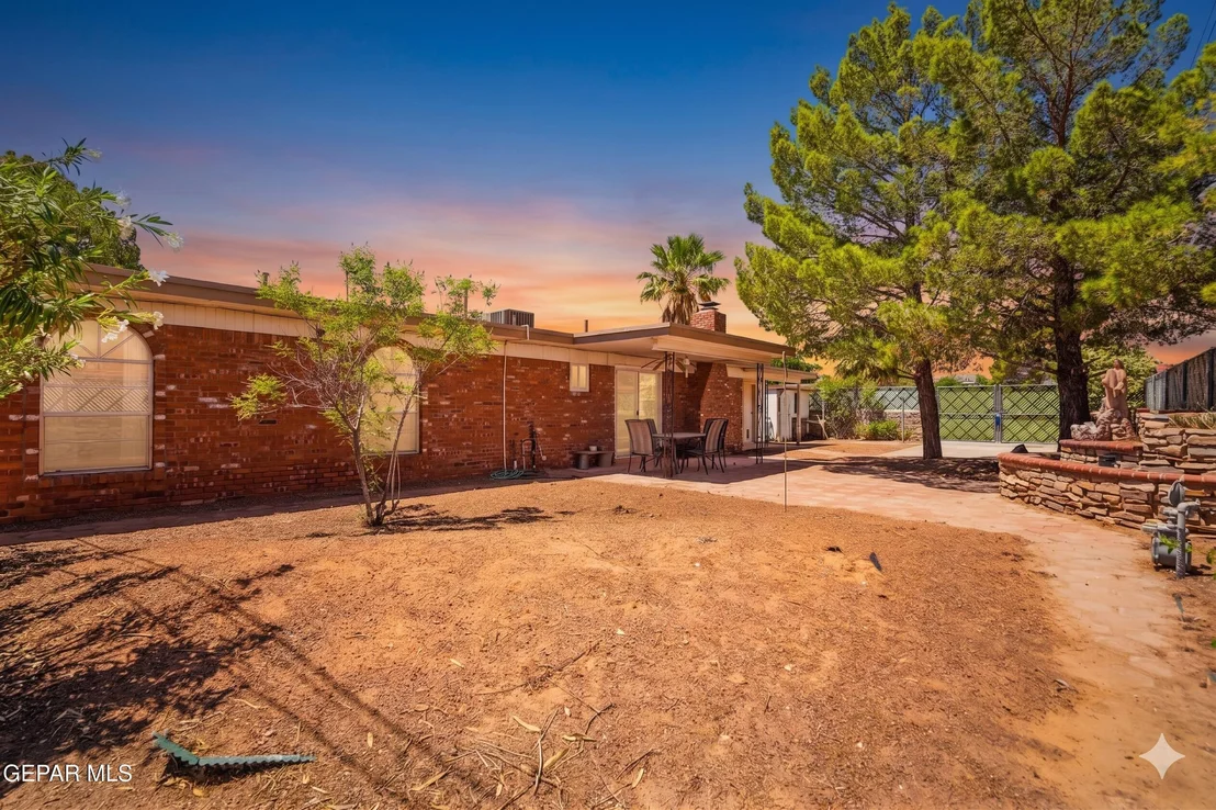 Photo of 9501 MCINTOSH Drive