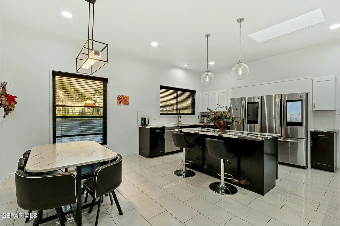Photo of 6010 TORREY PINES Drive