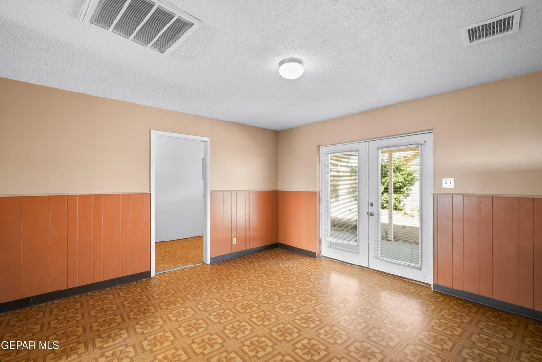 Photo of 4701 HARCOURT Drive
