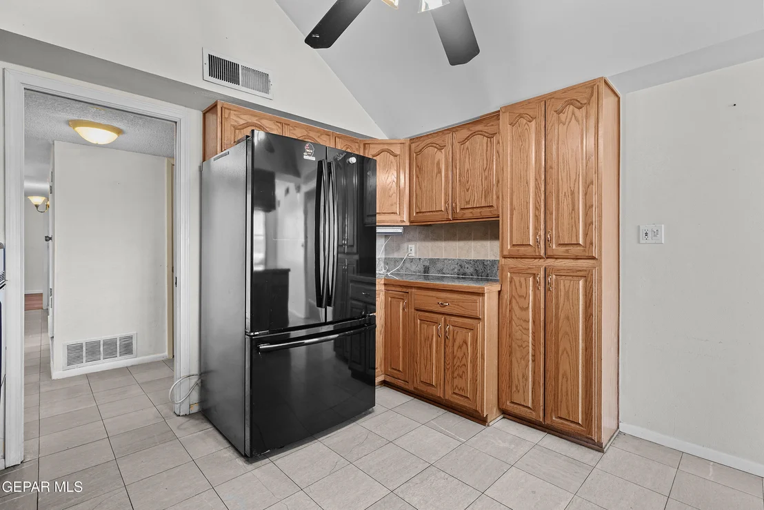 Photo of 805 MARIMBA Drive