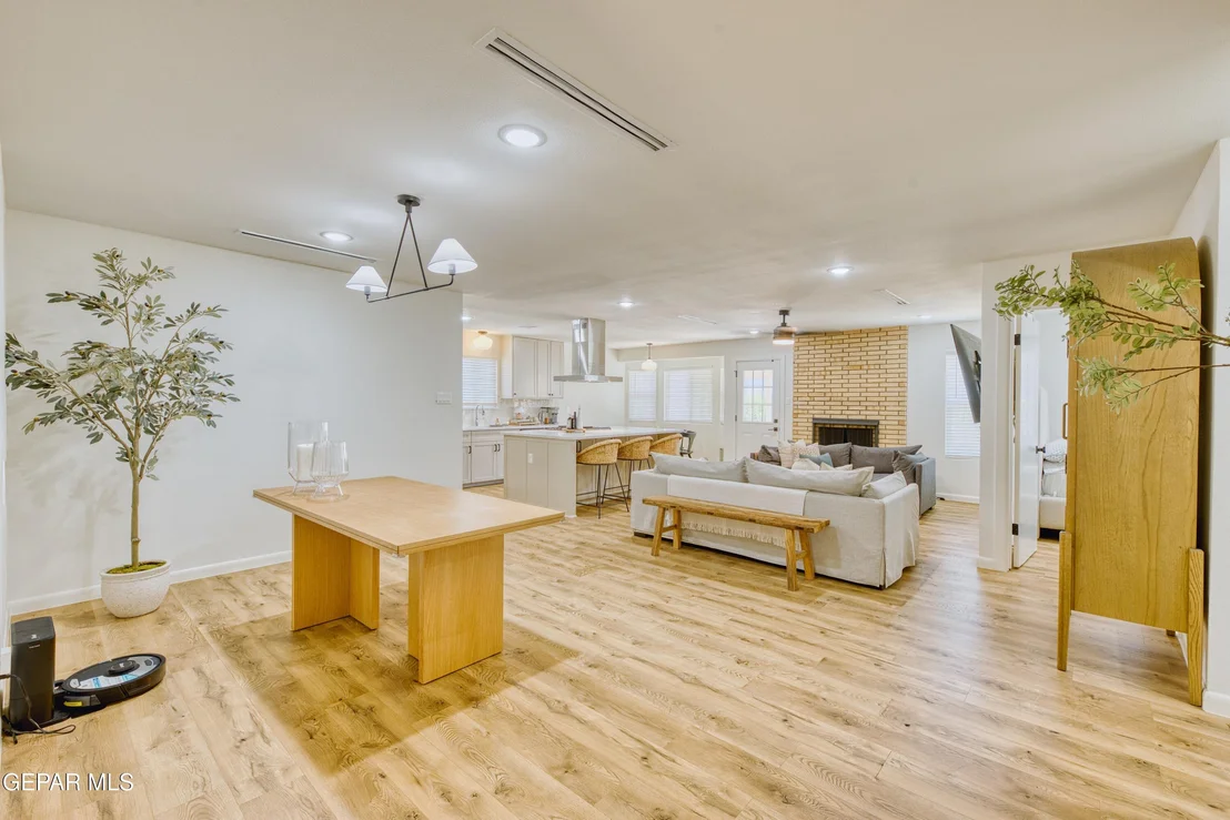 Photo of 10528 Saigon Drive