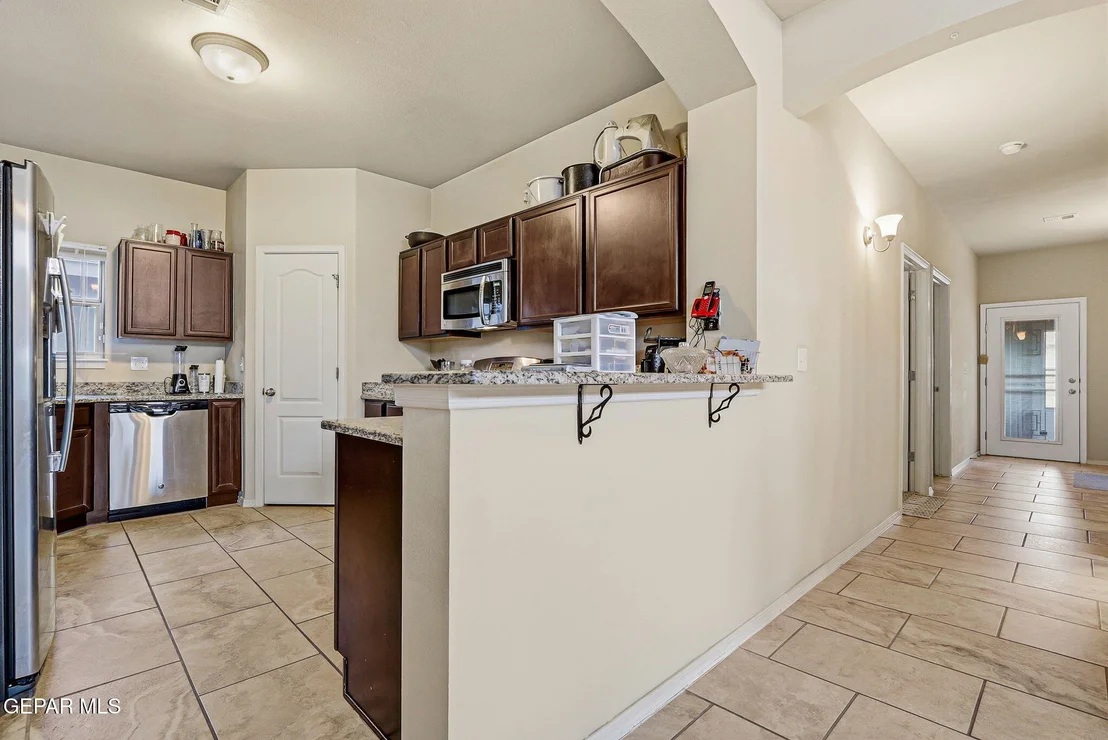 Photo of 11052 RAY MENA Lane
