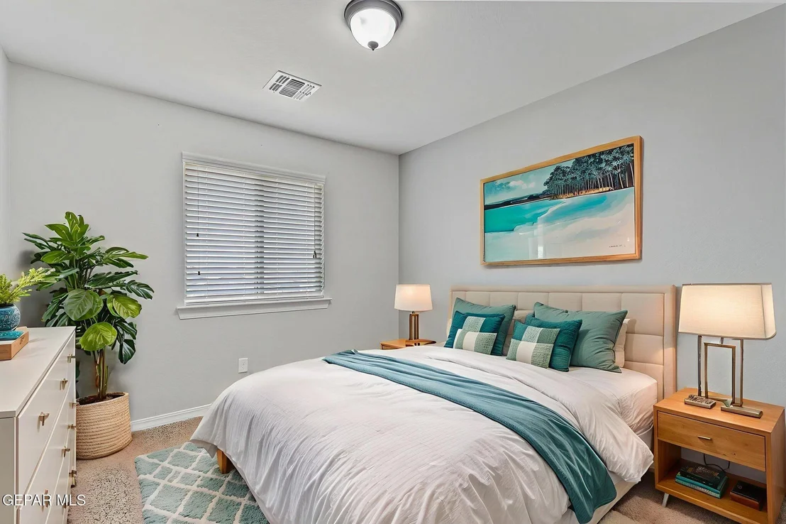 Photo of 7108 N North Skies