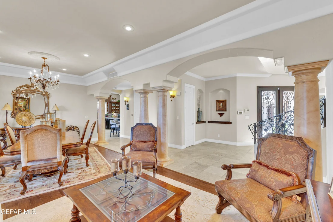 Photo of 1237 CALLE LAGO