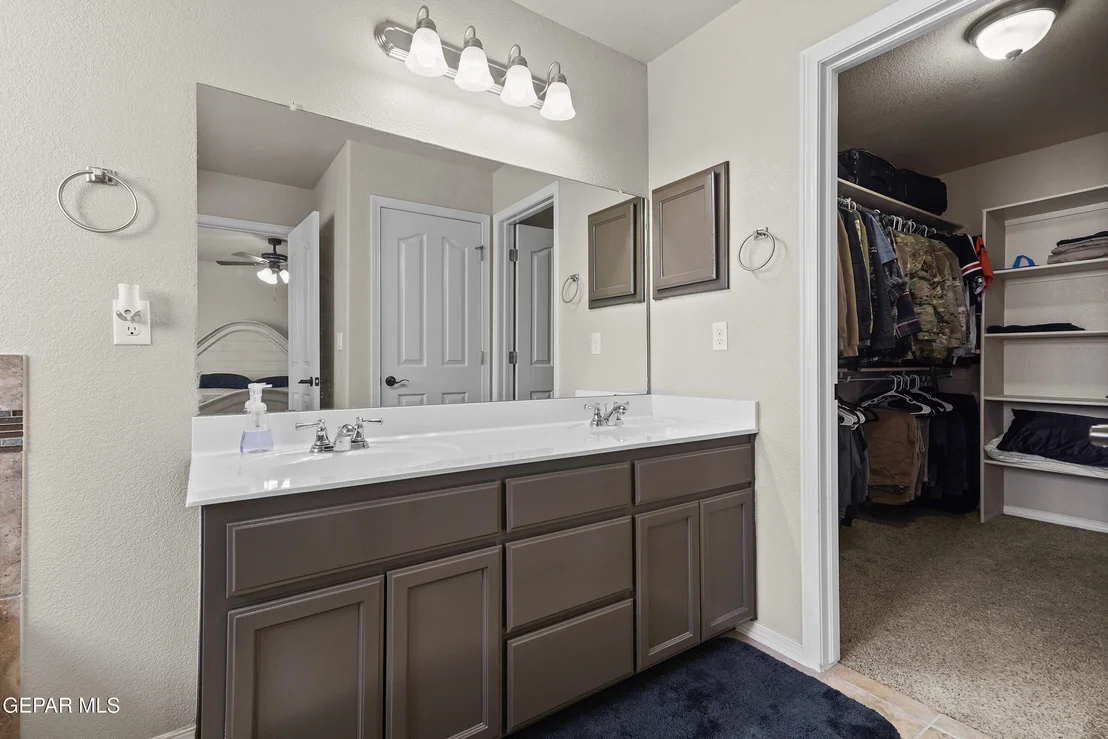 Photo of 14648 MEADOW LAWN