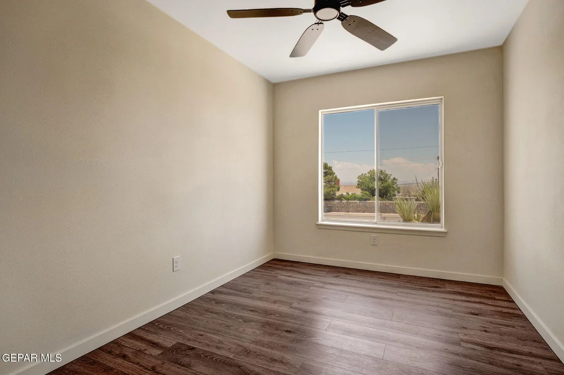 Photo of 9003 Magnetic Street
