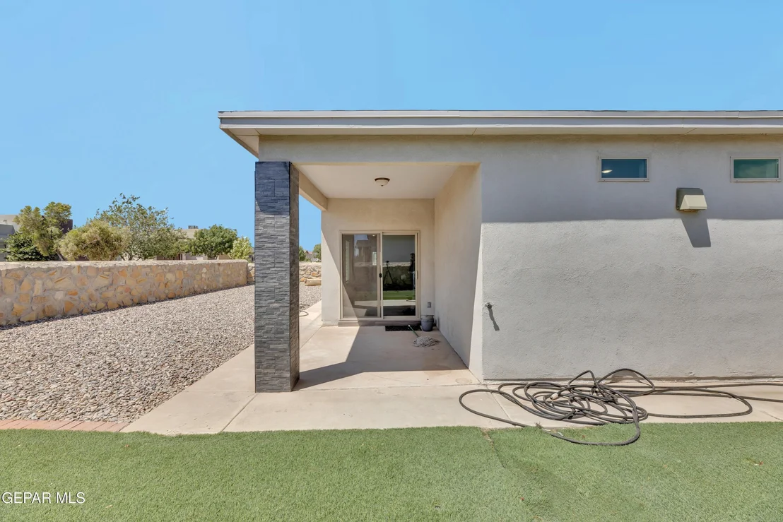 Photo of 1076 Haper Court