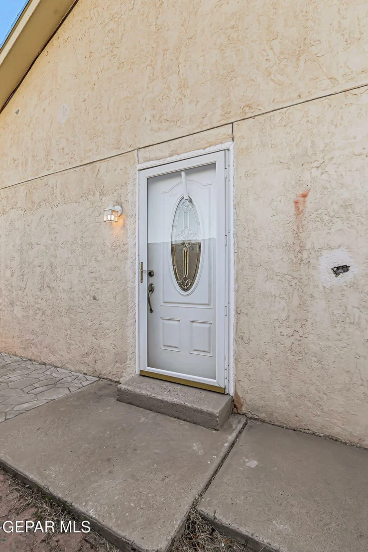 Photo of 10846 QUARTZ Street