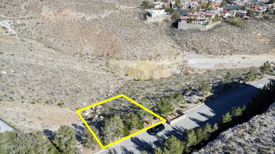 Photo of 40 SIERRA CREST Drive