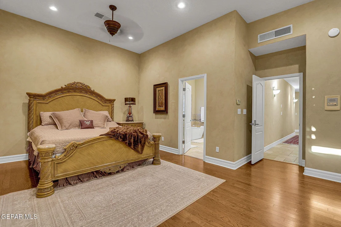 Photo of 5567 Buckley Drive