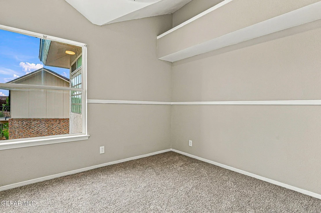 Photo of 11985 ARROW KNOLL Circle
