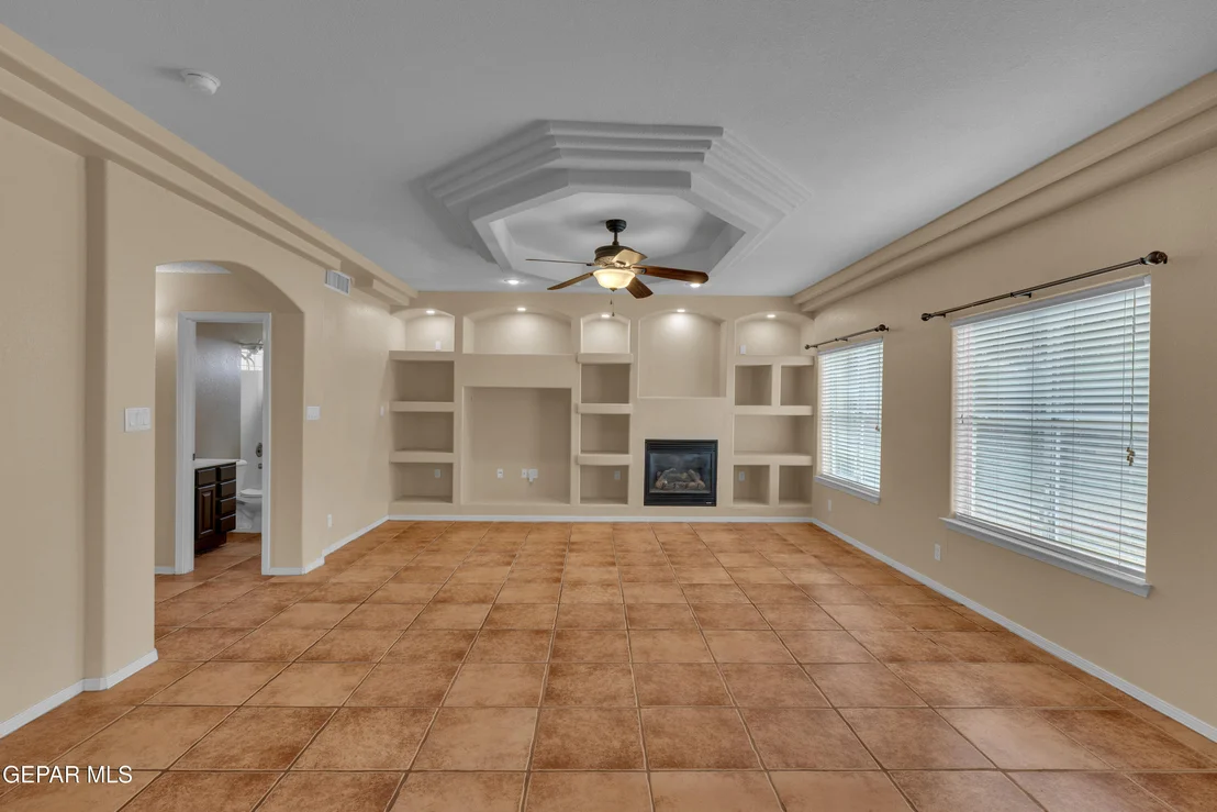 Photo of 6358 FRANKLIN VIEW Drive