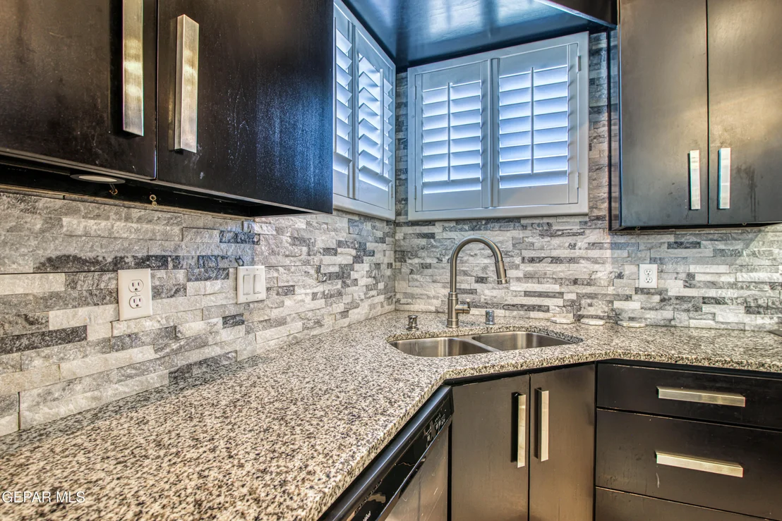 Photo of 12809 Woolstone Drive