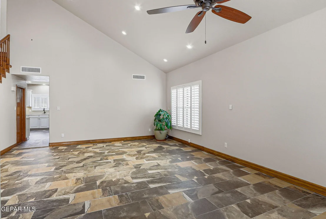Photo of 5570 BUCKLEY Drive