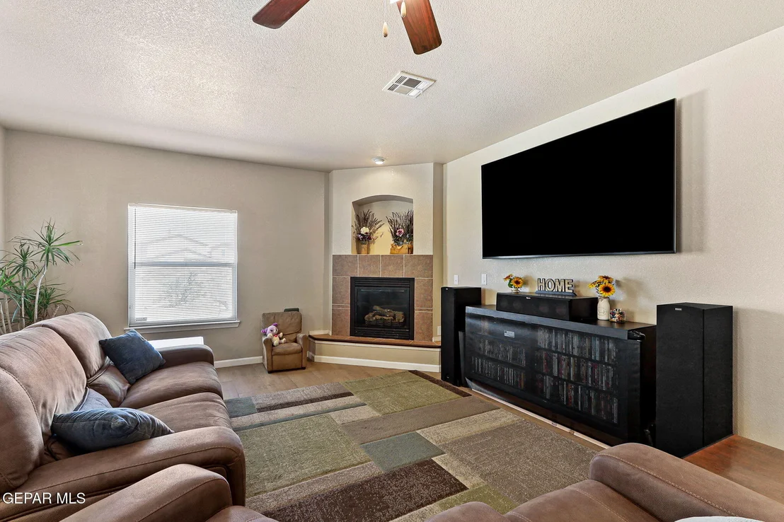 Photo of 7309 MESQUITE FLOR Drive