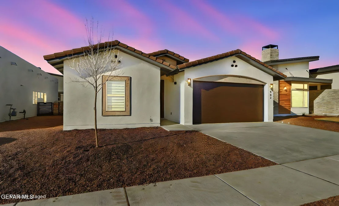 Photo of 953 Ada Lane