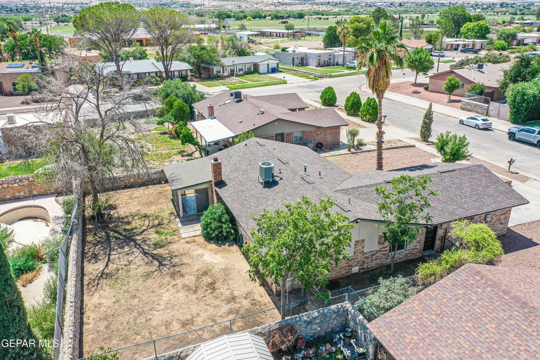 Photo of 712 CARABINAS Way