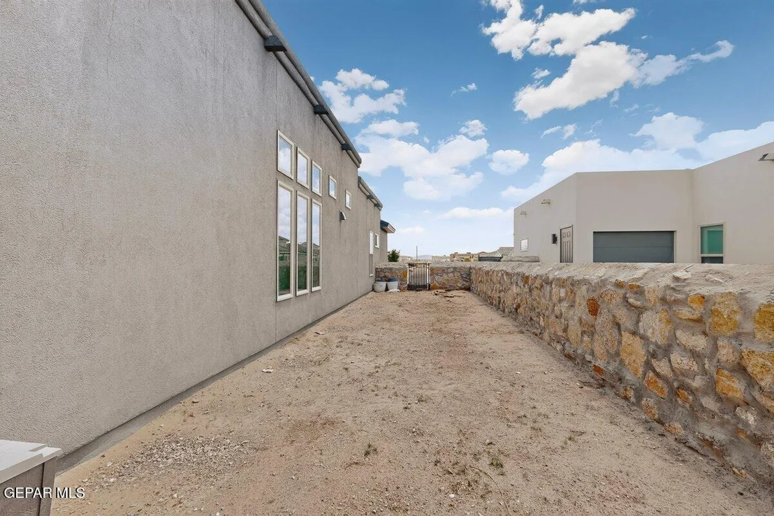 Photo of 7349 ENCHANTED POINT Drive