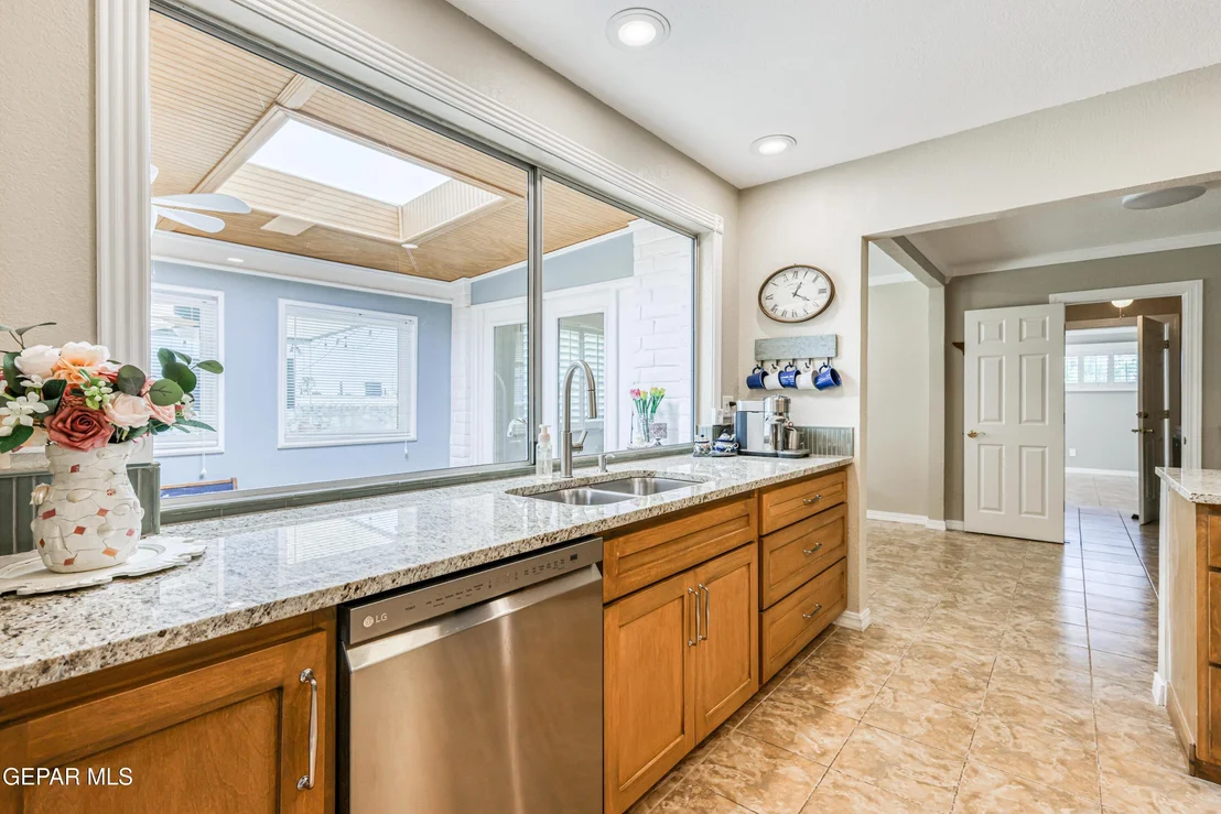 Photo of 10528 Ashridge Drive