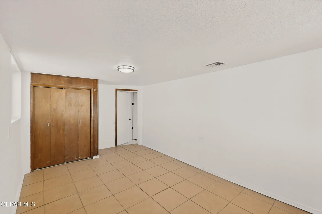 Photo of 766 FREDERICK Road