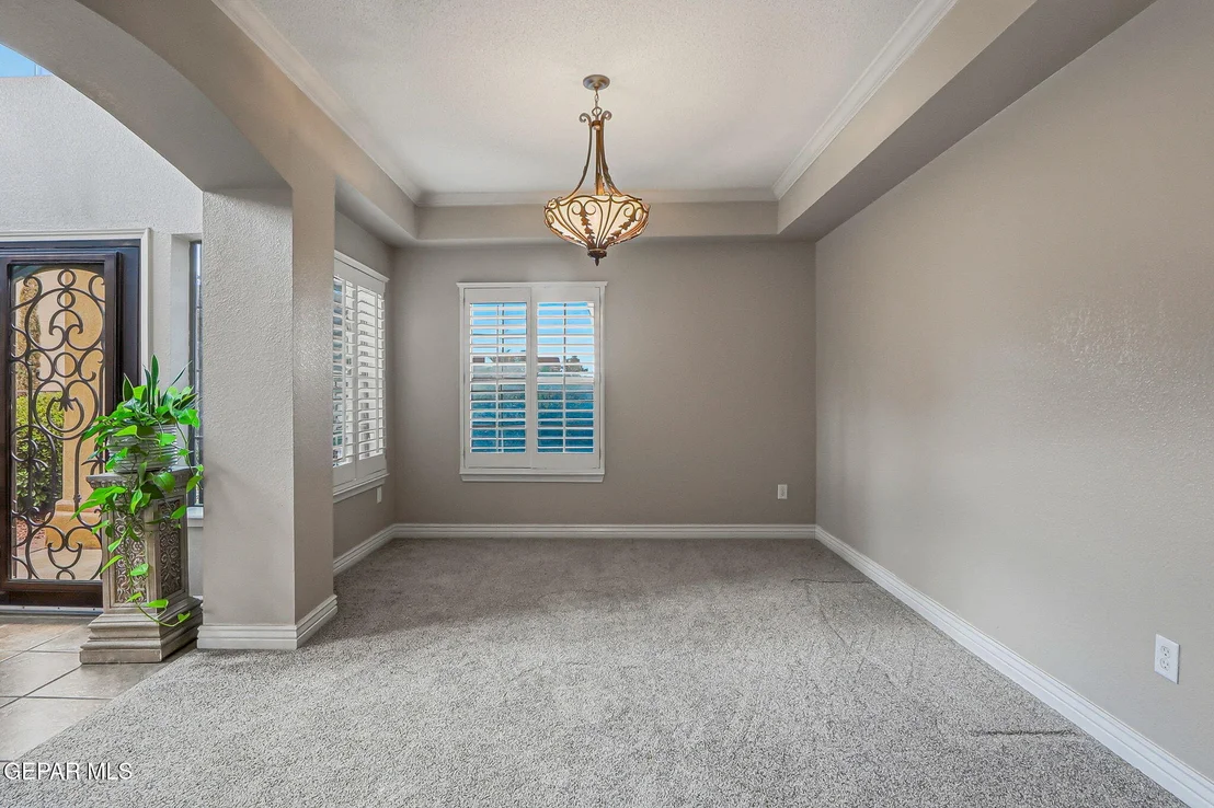 Photo of 524 BREWSTER Place