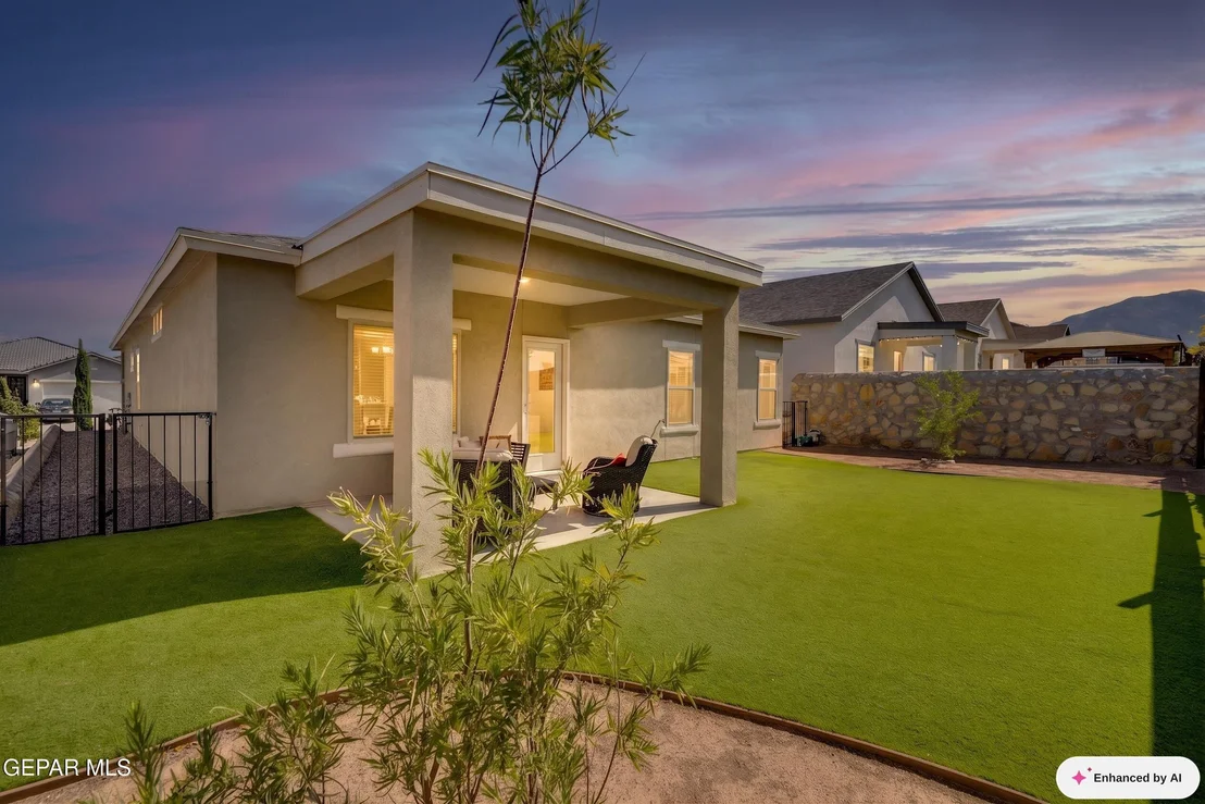Photo of 7328 Glacier Drive