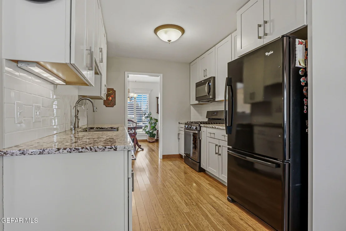 Photo of 3128 Mc Lean Street