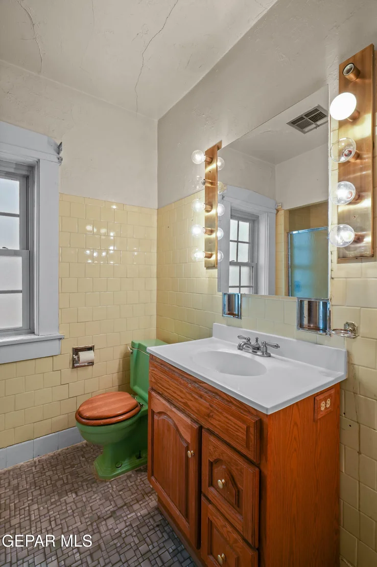 Photo of 4600 HASTINGS Drive