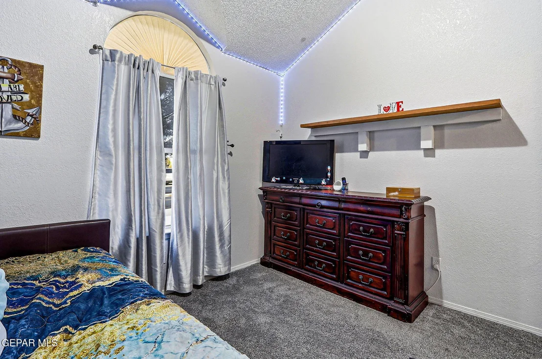Photo of 390 BRILL Circle