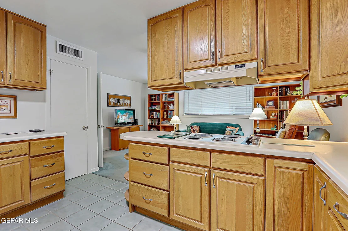 Photo of 313 GRANADA Avenue