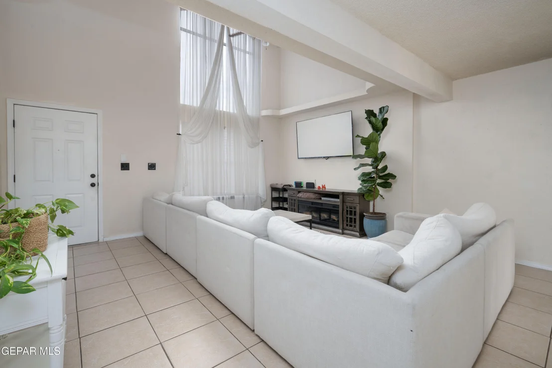 Photo of 6233 GRACE MADRILES Place