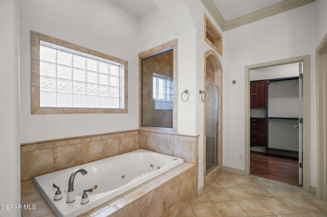 Photo of 6389 FRANKLIN TRAIL Drive