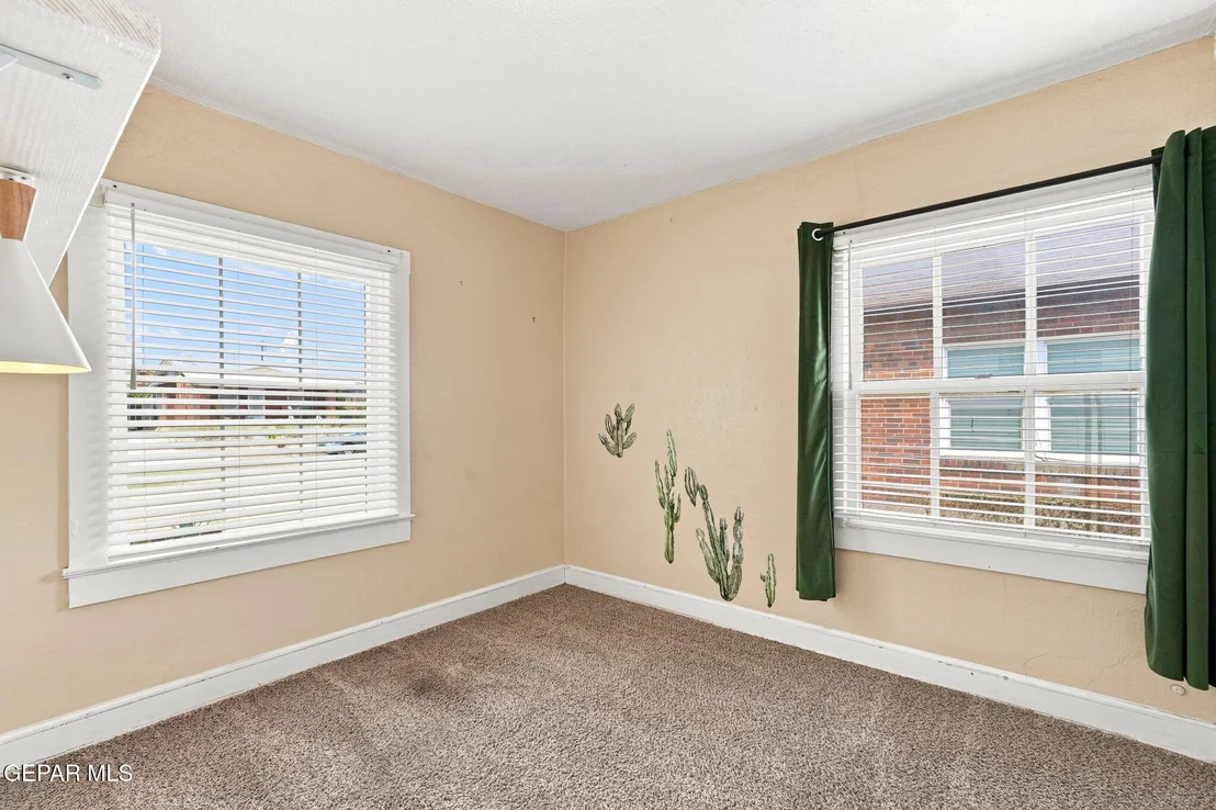 Photo of 3010 LEBANON Avenue