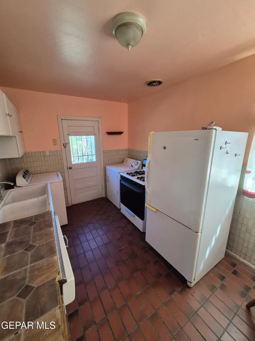 Photo of 7421 alpine Drive