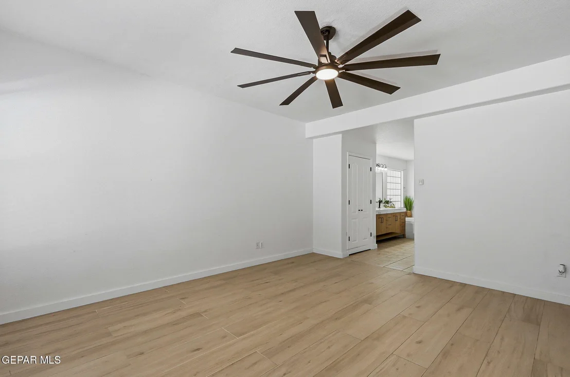 Photo of 6633 WIND RIDGE Drive