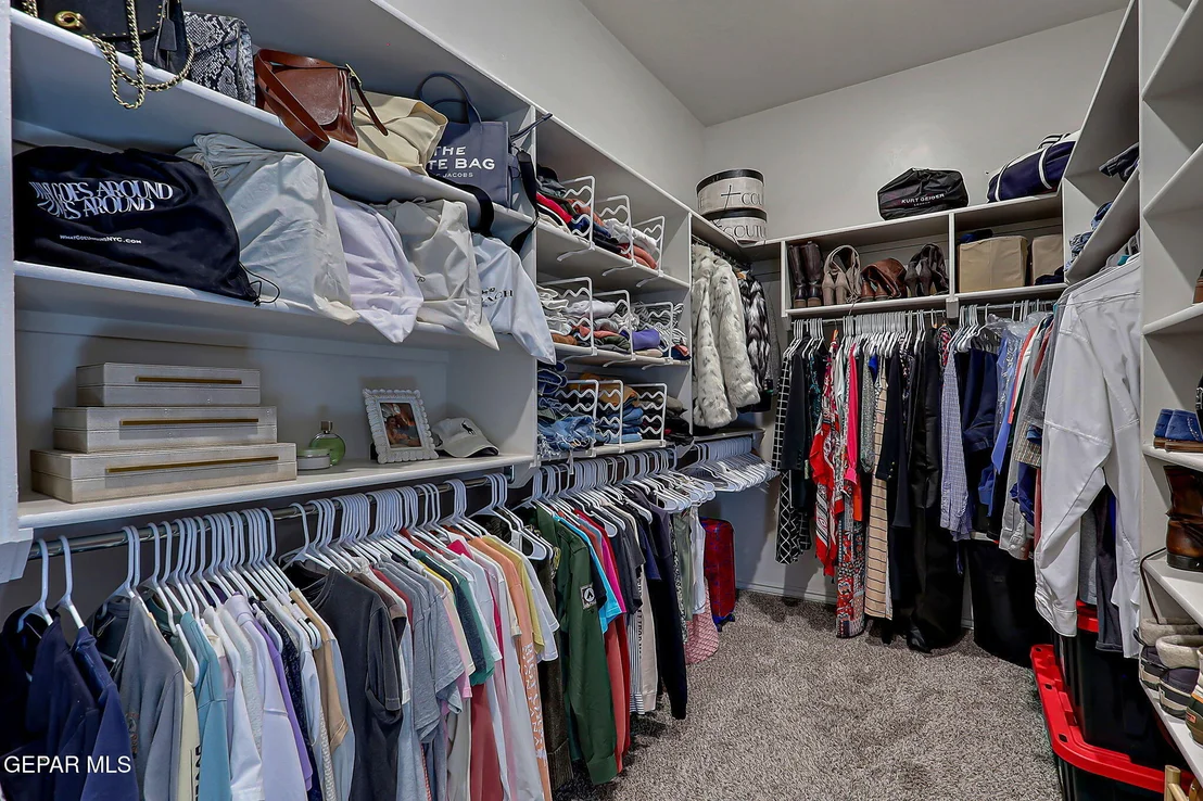 Photo of 12233 BIDDLESTON Drive