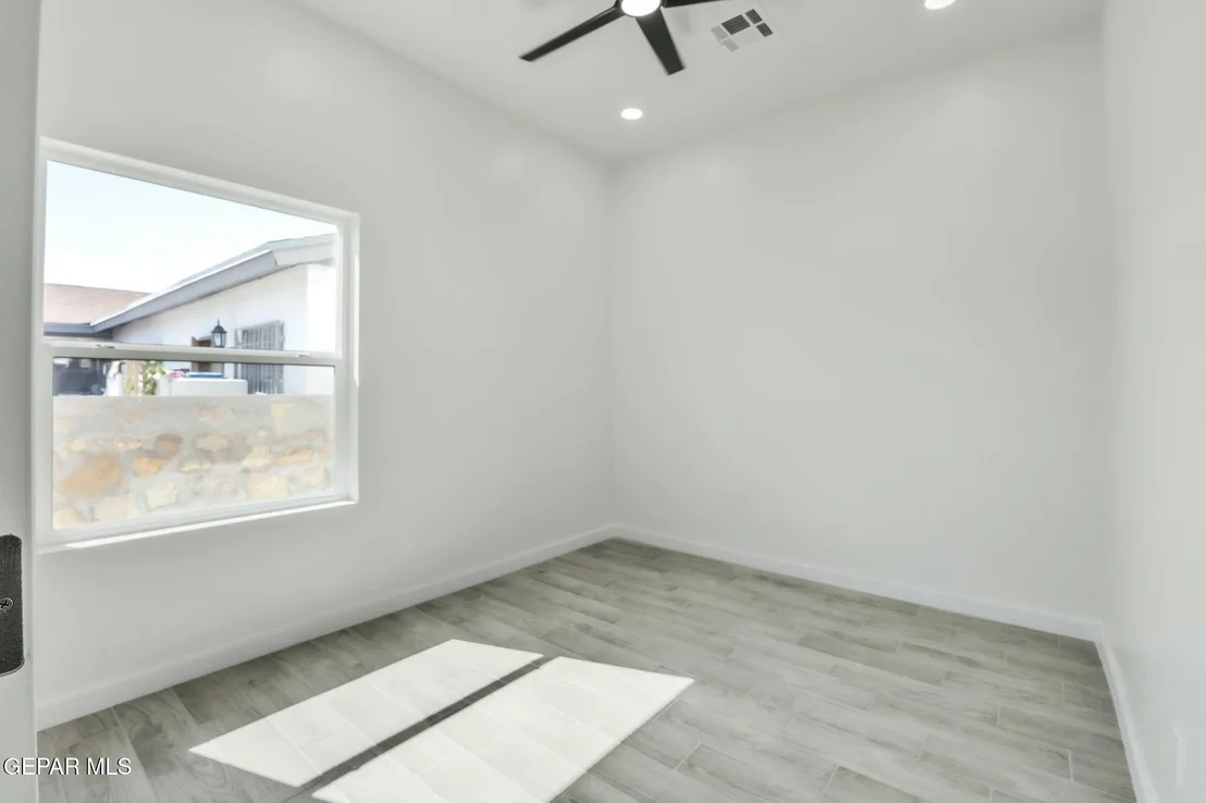 Photo of 313 KITT Road