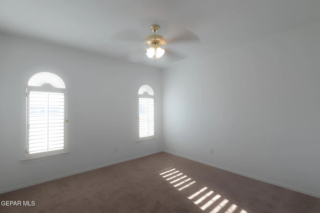 Photo of 14829 KINGSTON Road