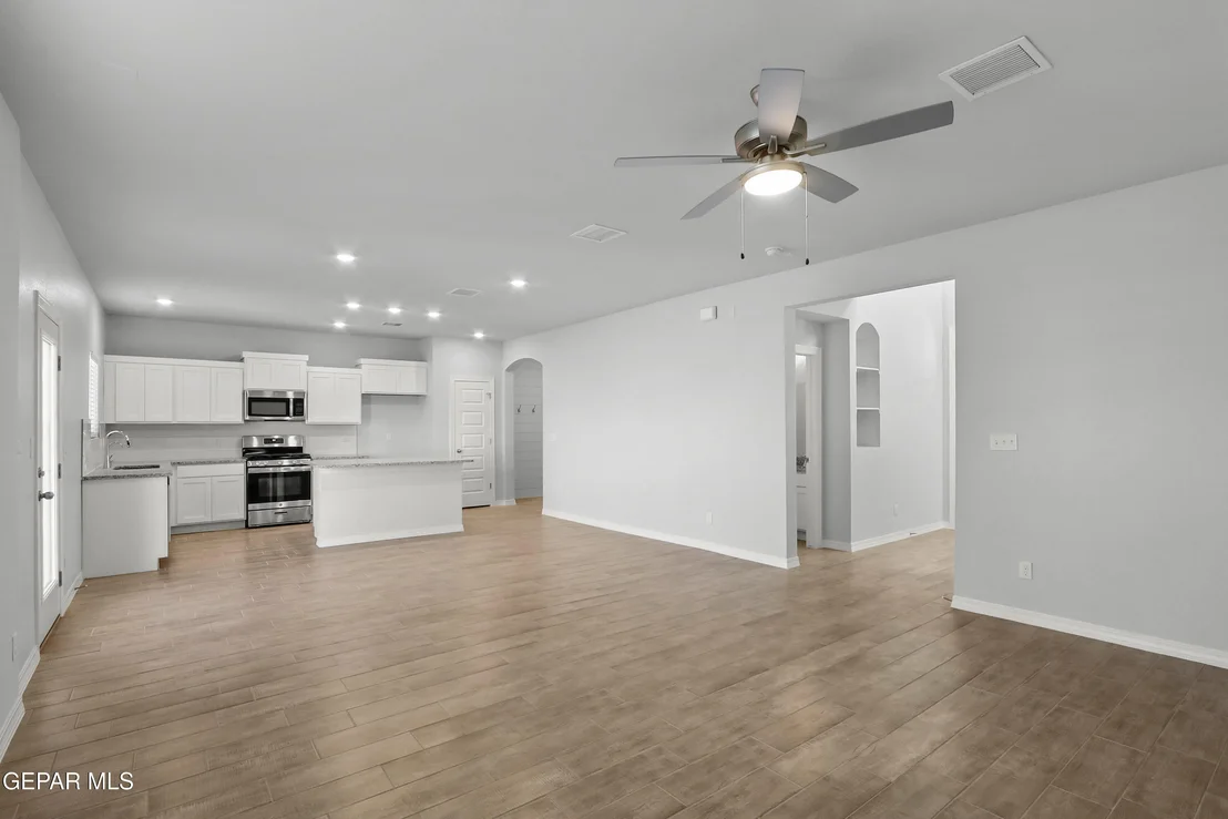 Photo of 620 Paseo De La Reina Street