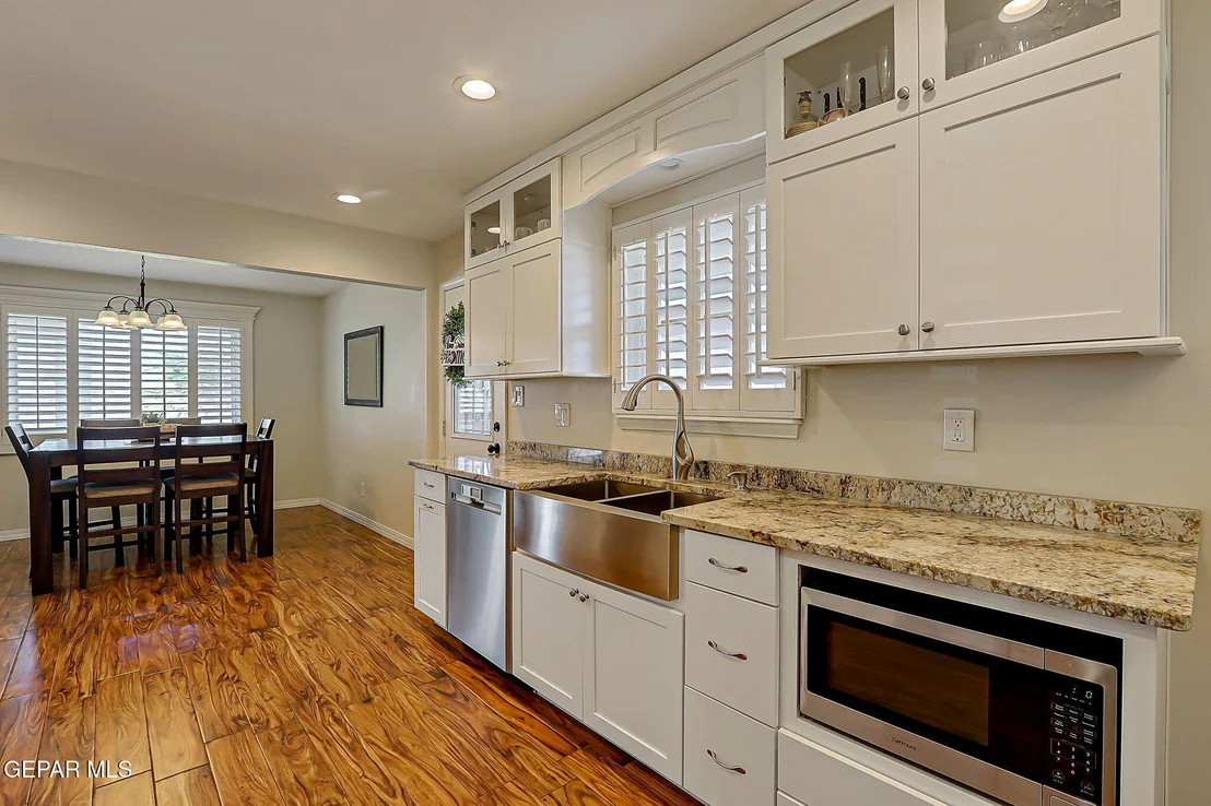 Photo of 9012 SHAVER Drive