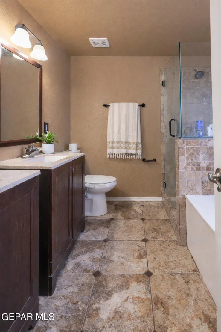 Photo of 253 NORTHBROOK Court