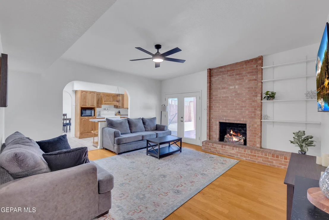 Photo of 10305 ASHWOOD Drive