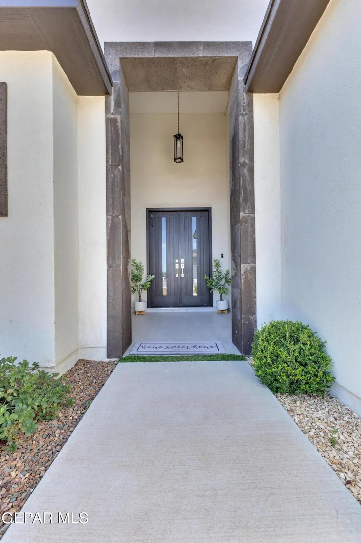 Photo of 304 Rio Pinsaqui Court